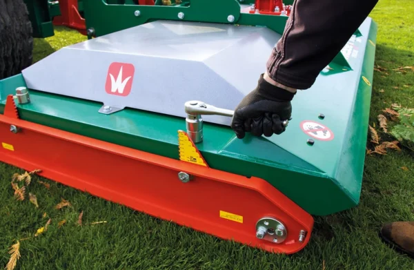 Wessex Rmx Tri-Deck Mowers Rmx-500-G2 | Rmx-620-G2 | Rmx-680-G2 | Rmx-800-G2 | Middlewich Machinery Wessex rmx tri-deck mowers rmx-500-g2 | rmx-620-g2 | rmx-680-g2 | rmx-800-g2 - image 2